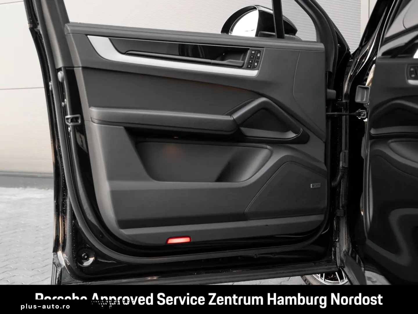 PORSCHE Cayenne E-Hybrid