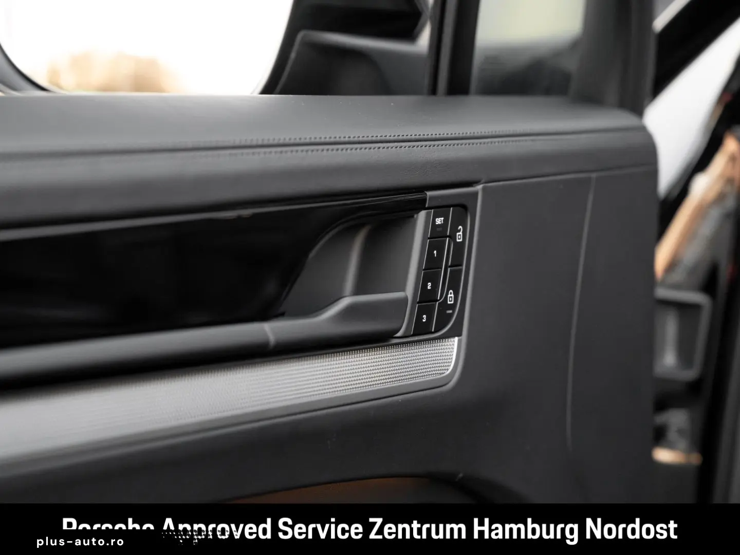 PORSCHE Cayenne E-Hybrid