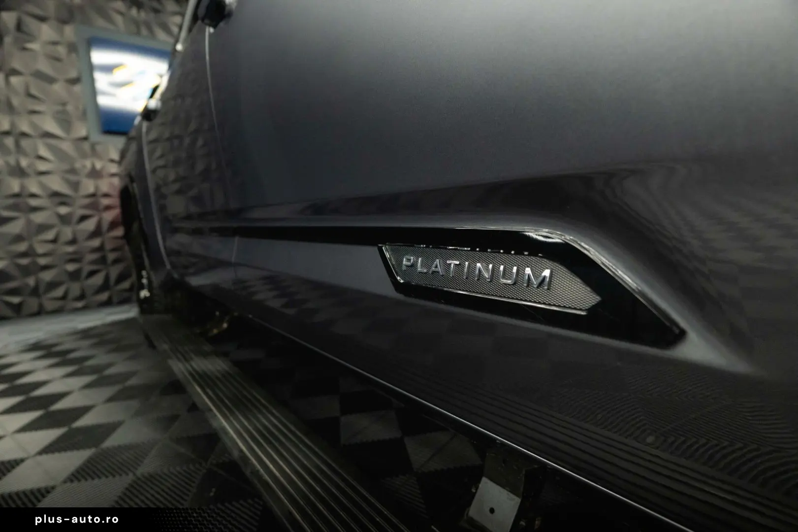 TOYOTA Tundra PLATINUM 3.4L V6 4x4  100%Options 19%VAT