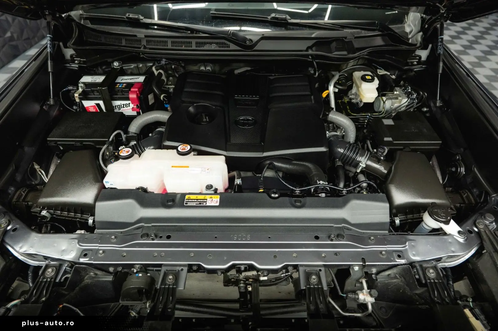 TOYOTA Tundra PLATINUM 3.4L V6 4x4  100%Options 19%VAT