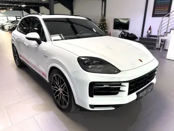 PORSCHE CAYENNE E-HYBRID