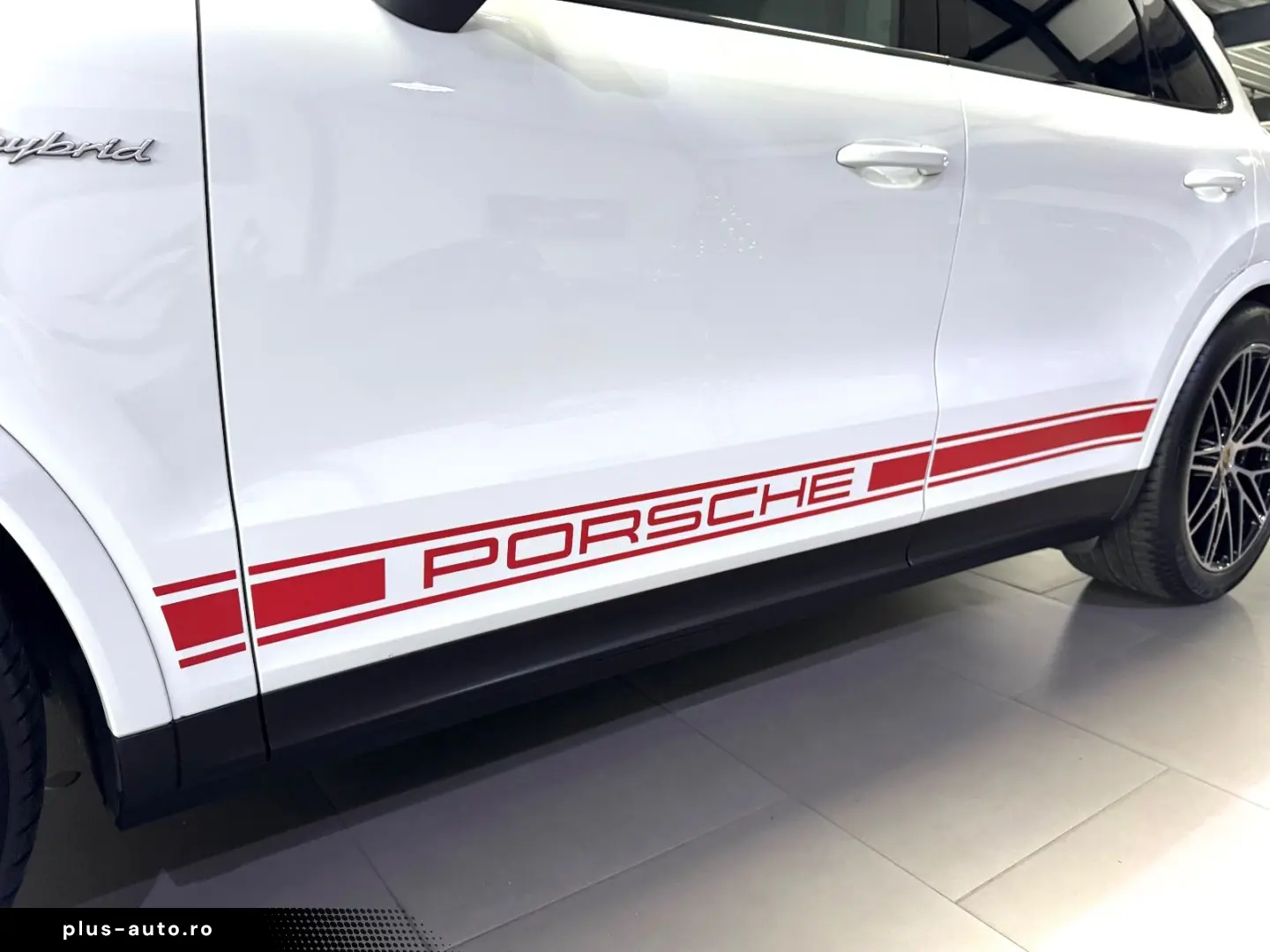 PORSCHE CAYENNE E-HYBRID