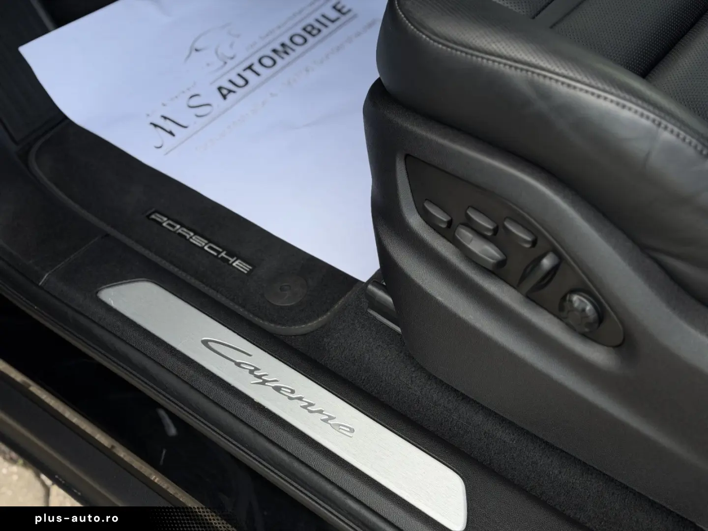 PORSCHE Cayenne E-Hybrid