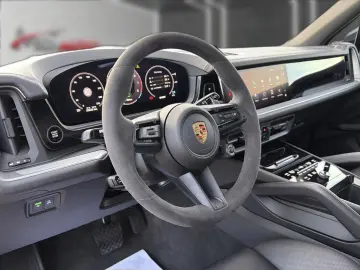 PORSCHE Cayenne E-Hybrid