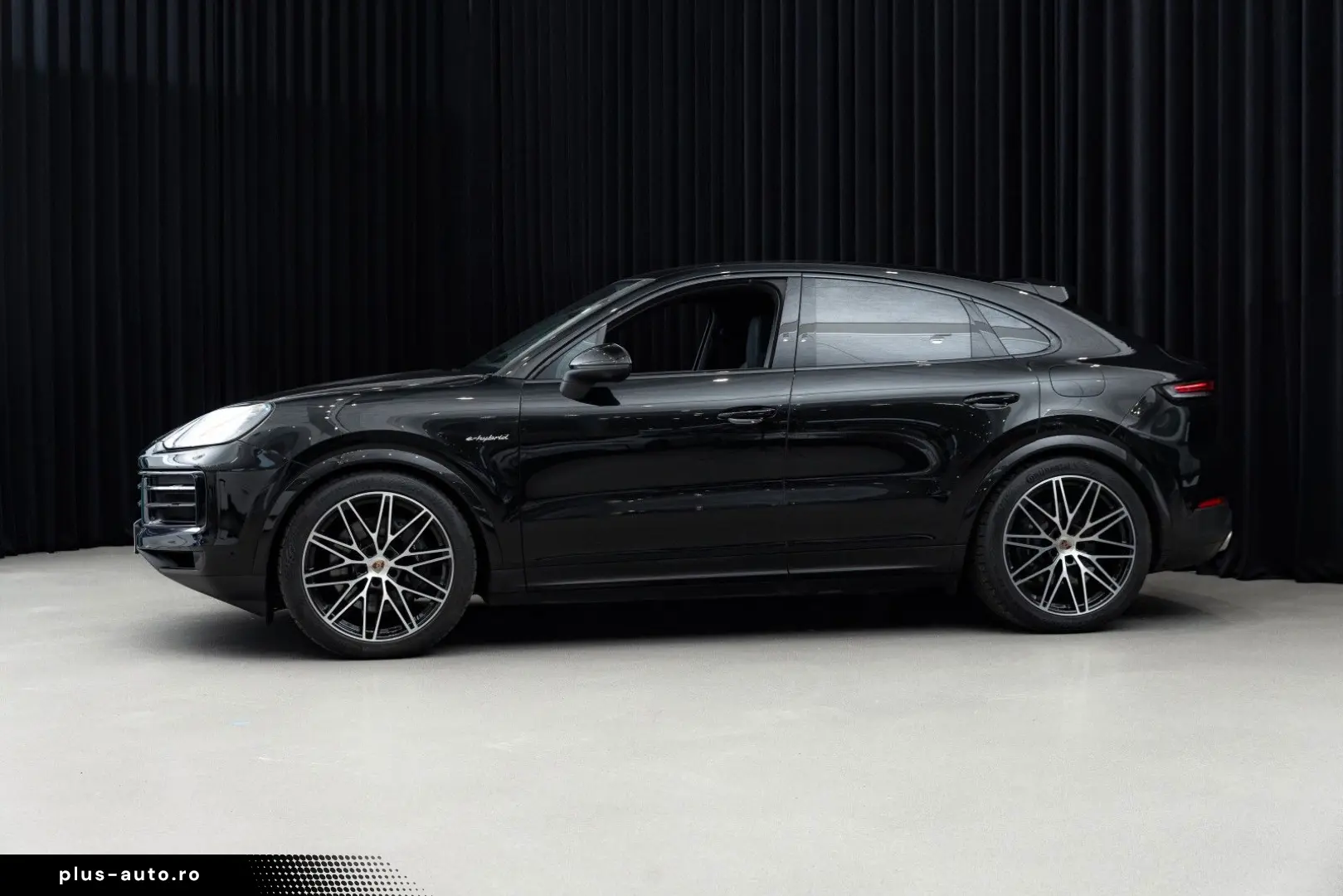 PORSCHE Cayenne Coupe E-Hybrid