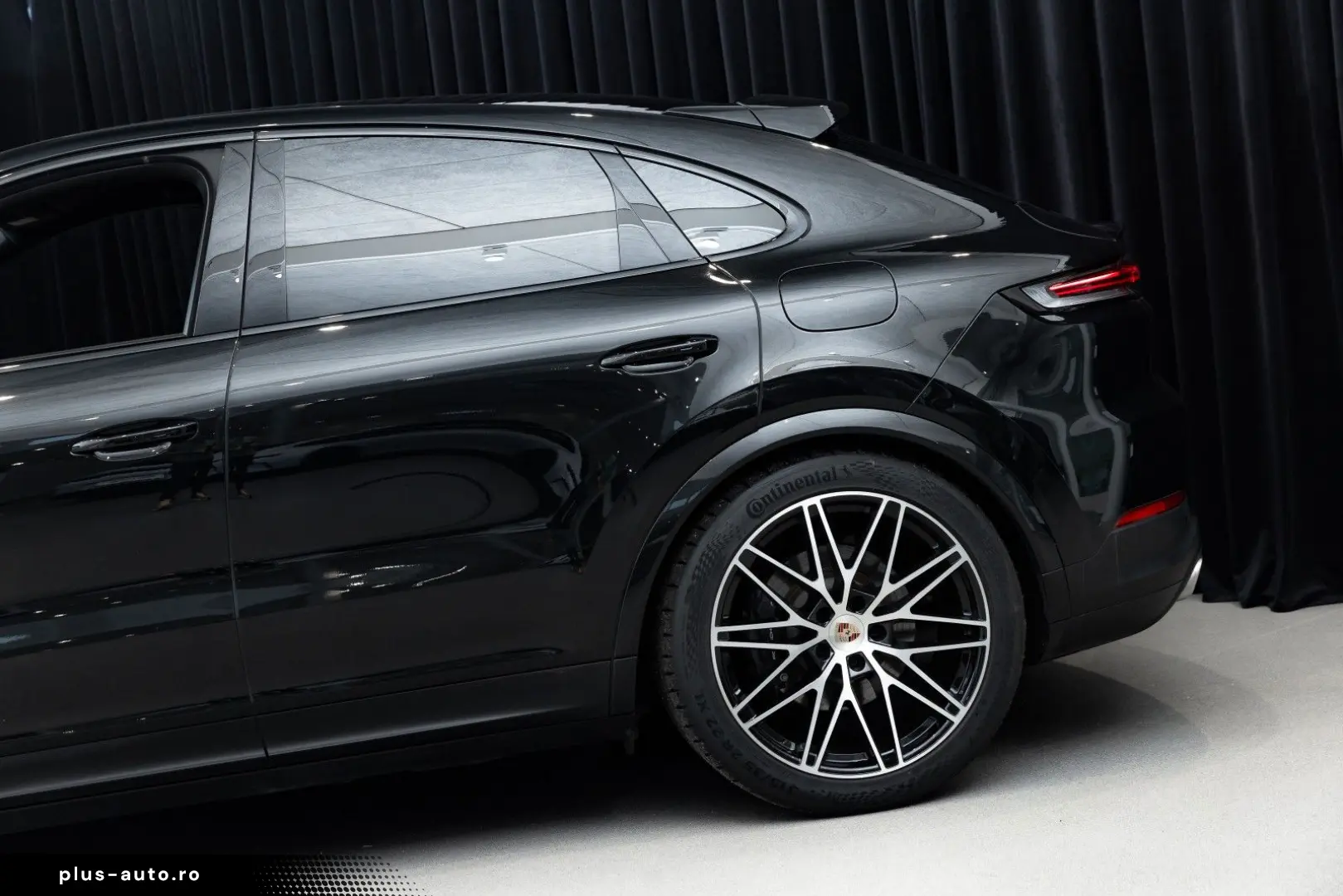 PORSCHE Cayenne Coupe E-Hybrid