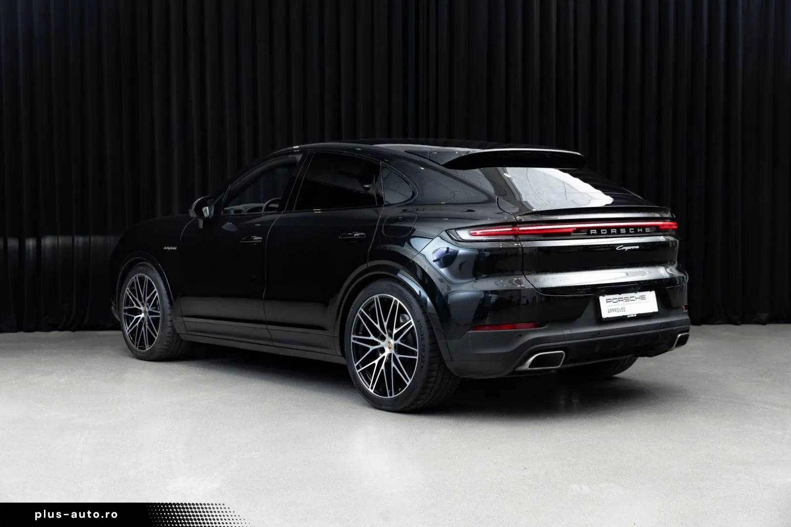 PORSCHE Cayenne Coupe E-Hybrid