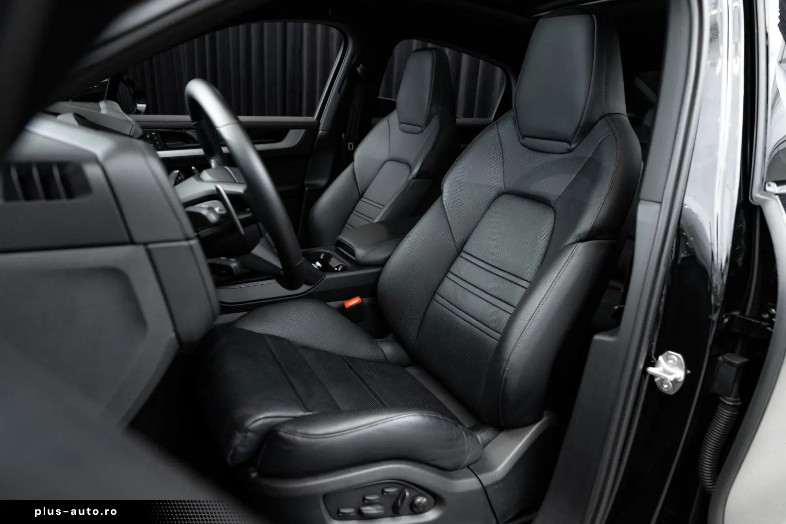 PORSCHE Cayenne Coupe E-Hybrid