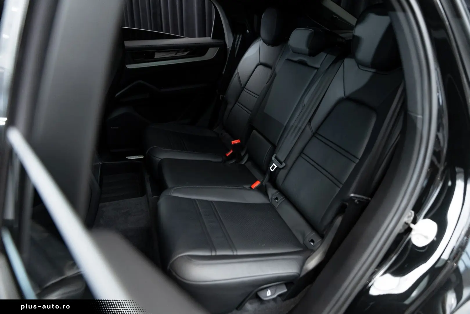 PORSCHE Cayenne Coupe E-Hybrid