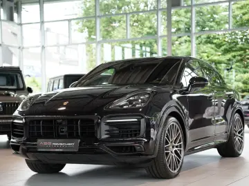 PORSCHE Cayenne GTS Coupé  22  ACC  APPROVED Standhzg