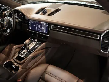 PORSCHE Cayenne GTS Coupé  22  ACC  APPROVED Standhzg