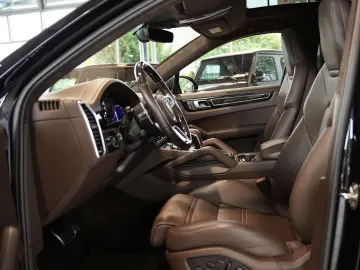 PORSCHE Cayenne GTS Coupé  22  ACC  APPROVED Standhzg