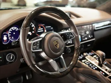 PORSCHE Cayenne GTS Coupé  22  ACC  APPROVED Standhzg