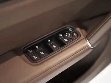 PORSCHE Cayenne GTS Coupé  22  ACC  APPROVED Standhzg