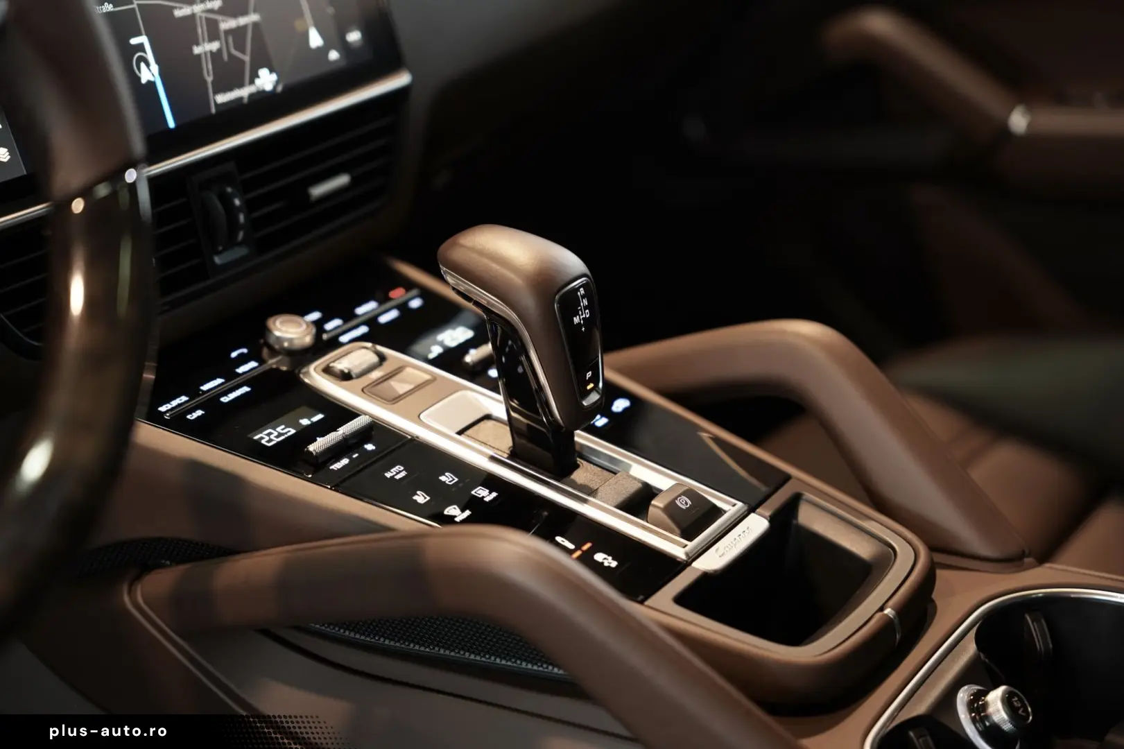 PORSCHE Cayenne GTS Coupé  22  ACC  APPROVED Standhzg