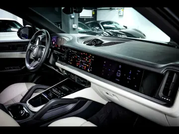 PORSCHE Cayenne S COUPE E-HYBRID SPORTDESIGN DISPLAY PPF