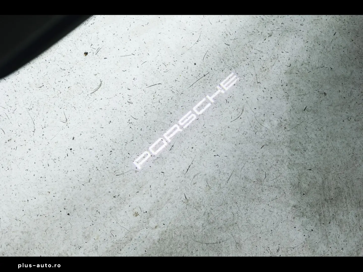 PORSCHE Cayenne S COUPE E-HYBRID SPORTDESIGN DISPLAY PPF