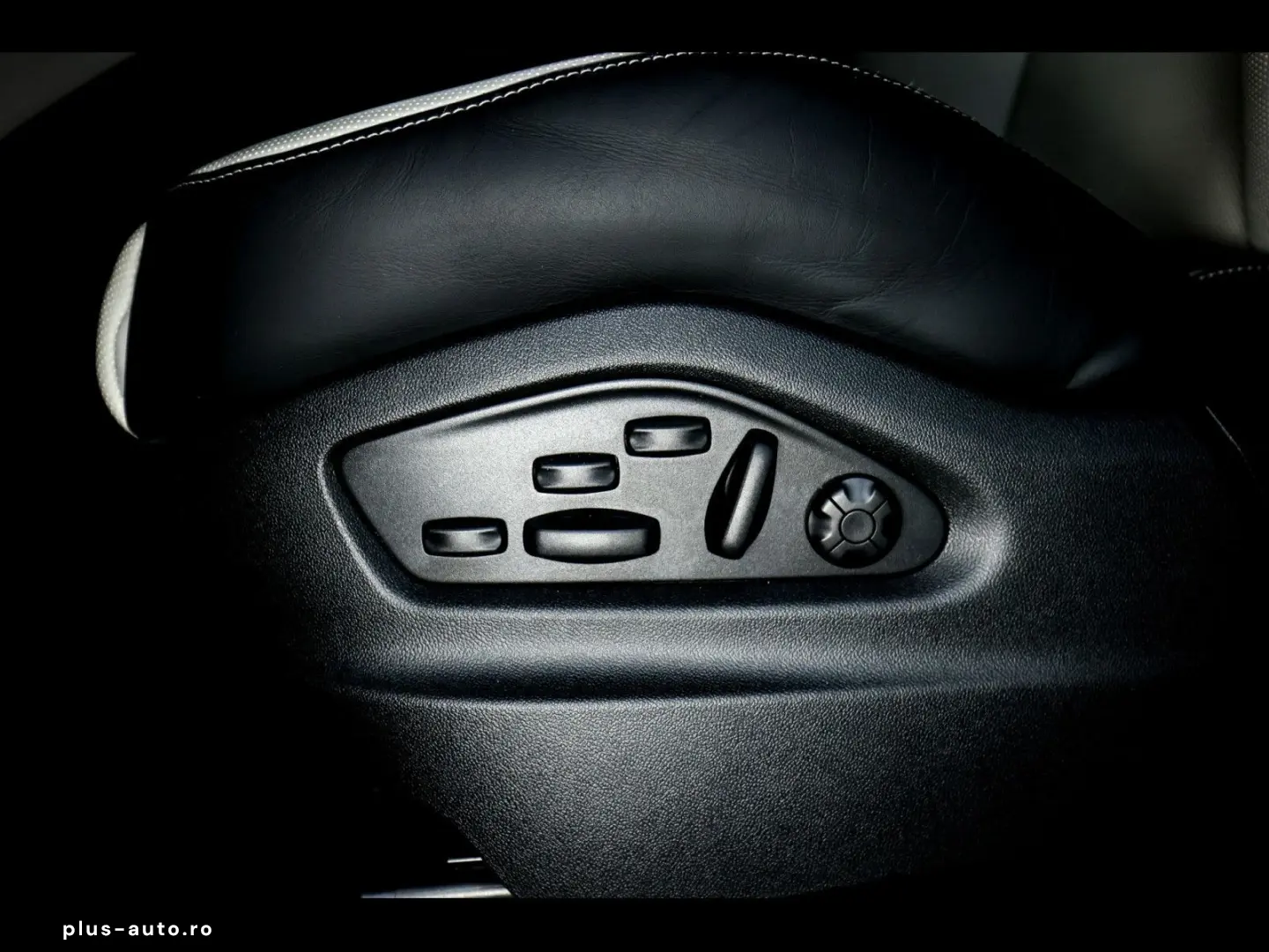 PORSCHE Cayenne S COUPE E-HYBRID SPORTDESIGN DISPLAY PPF