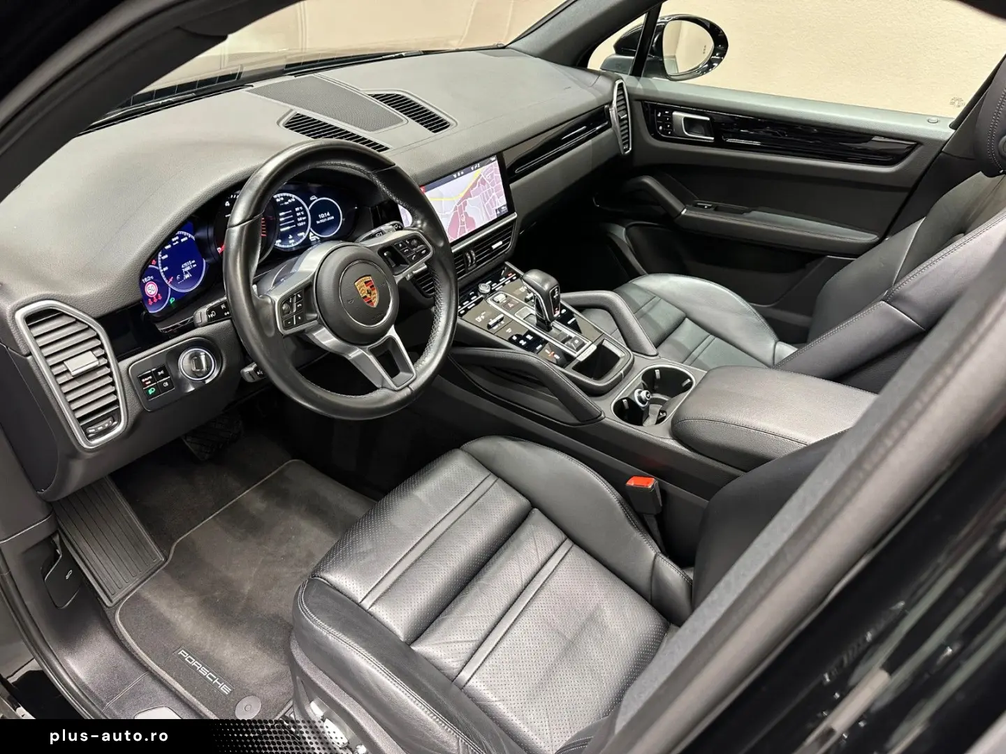 PORSCHE Cayenne  1. HAND PANORAMADACH