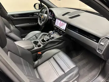 PORSCHE Cayenne  1. HAND PANORAMADACH