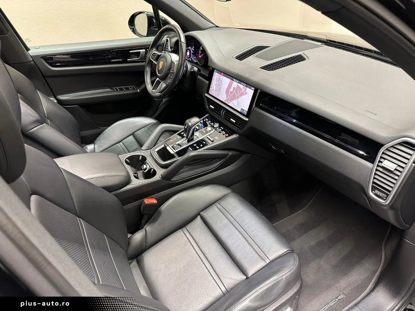 PORSCHE Cayenne  1. HAND PANORAMADACH