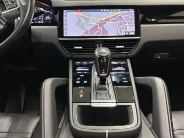 PORSCHE Cayenne  1. HAND PANORAMADACH