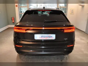 AUDI Q8 S-Line 50TDI quattro HUD Standh 22