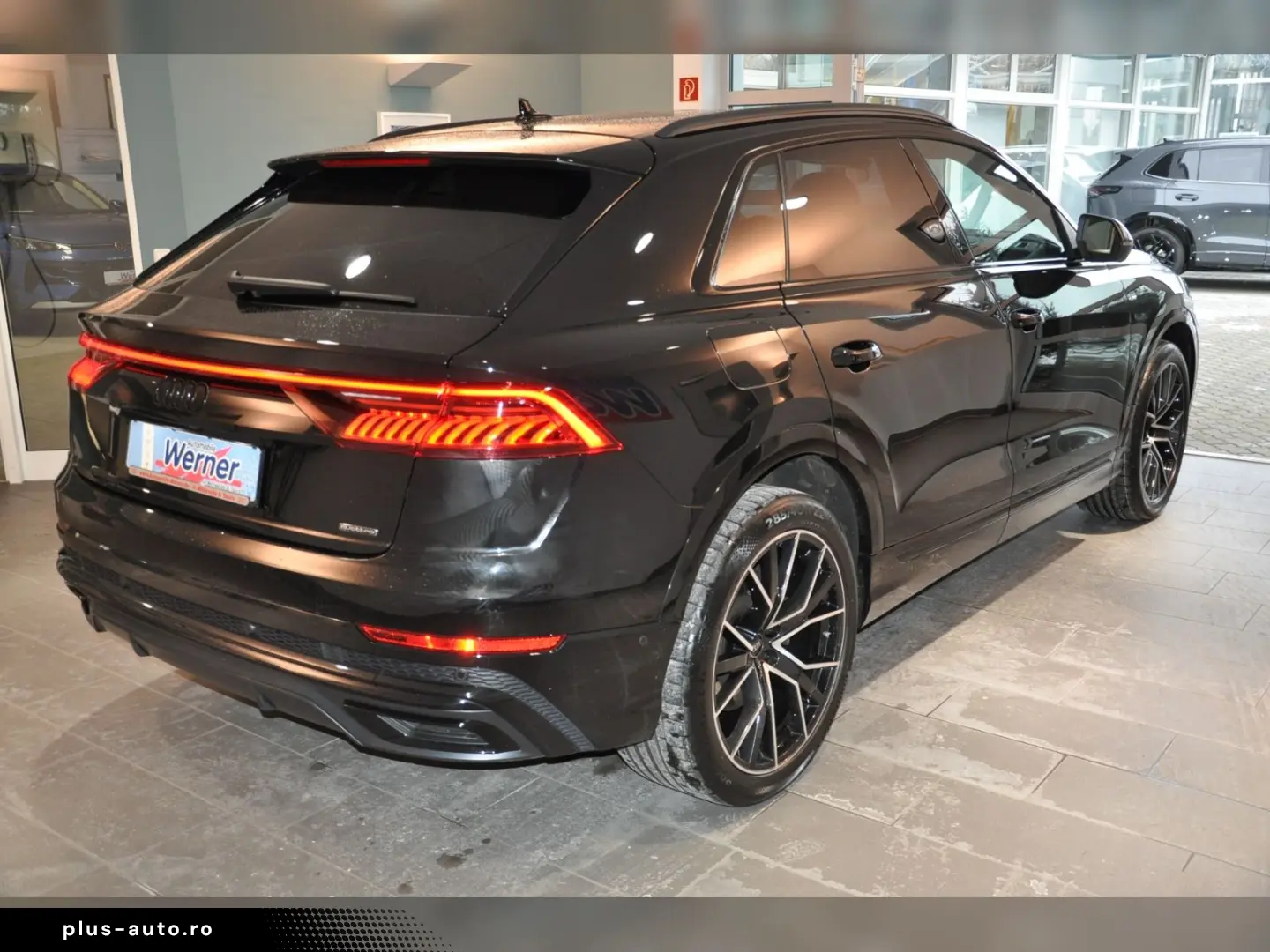 AUDI Q8 S-Line 50TDI quattro HUD Standh 22