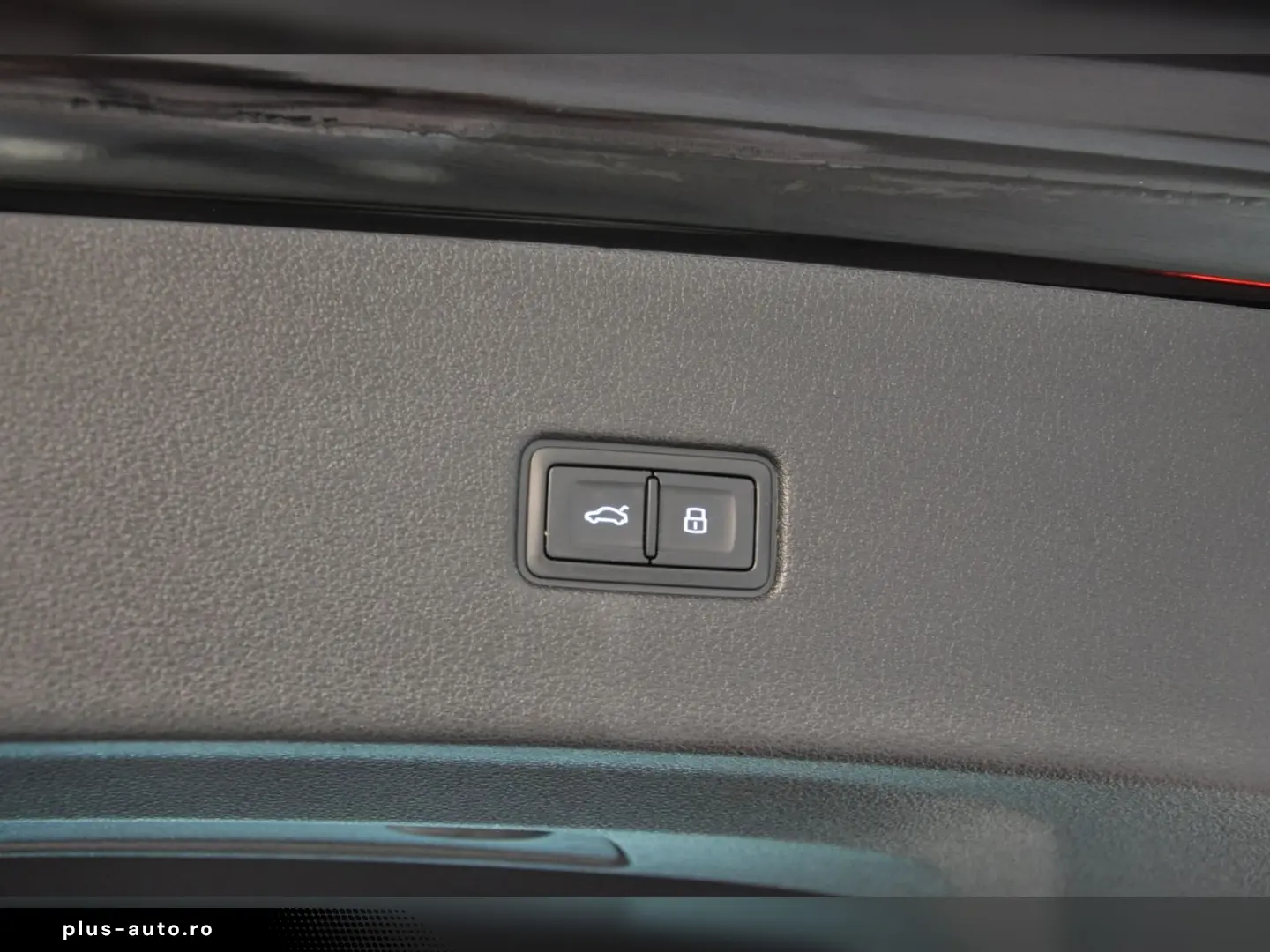 AUDI Q8 S-Line 50TDI quattro HUD Standh 22