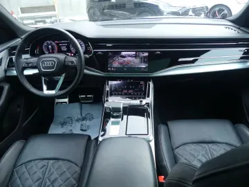 AUDI Q8 50 TDI quattro S line PANO NACHT HUD STHZ SOF