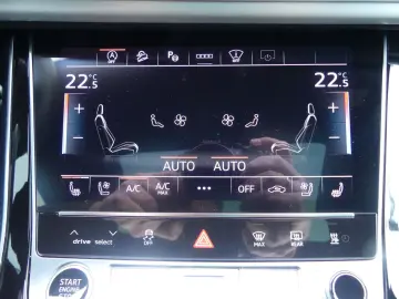 AUDI Q8 50 TDI quattro S line PANO NACHT HUD STHZ SOF