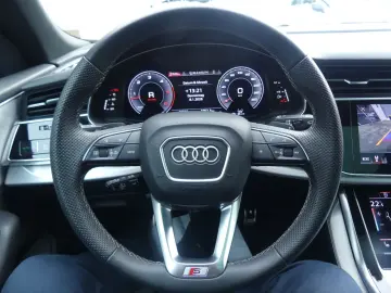 AUDI Q8 50 TDI quattro S line PANO NACHT HUD STHZ SOF