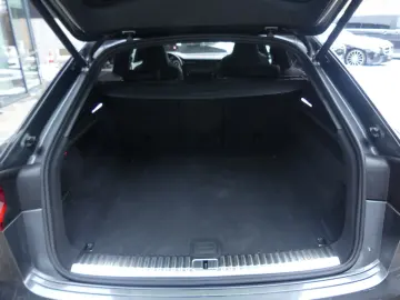 AUDI Q8 50 TDI quattro S line PANO NACHT HUD STHZ SOF