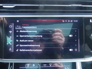 AUDI Q8 50 TDI quattro S line PANO NACHT HUD STHZ SOF