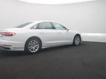 AUDI A8 50 TDI quattro . Virt.Cockpit LED Navi Pano