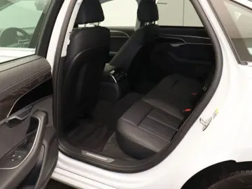 AUDI A8 50 TDI quattro . Virt.Cockpit LED Navi Pano