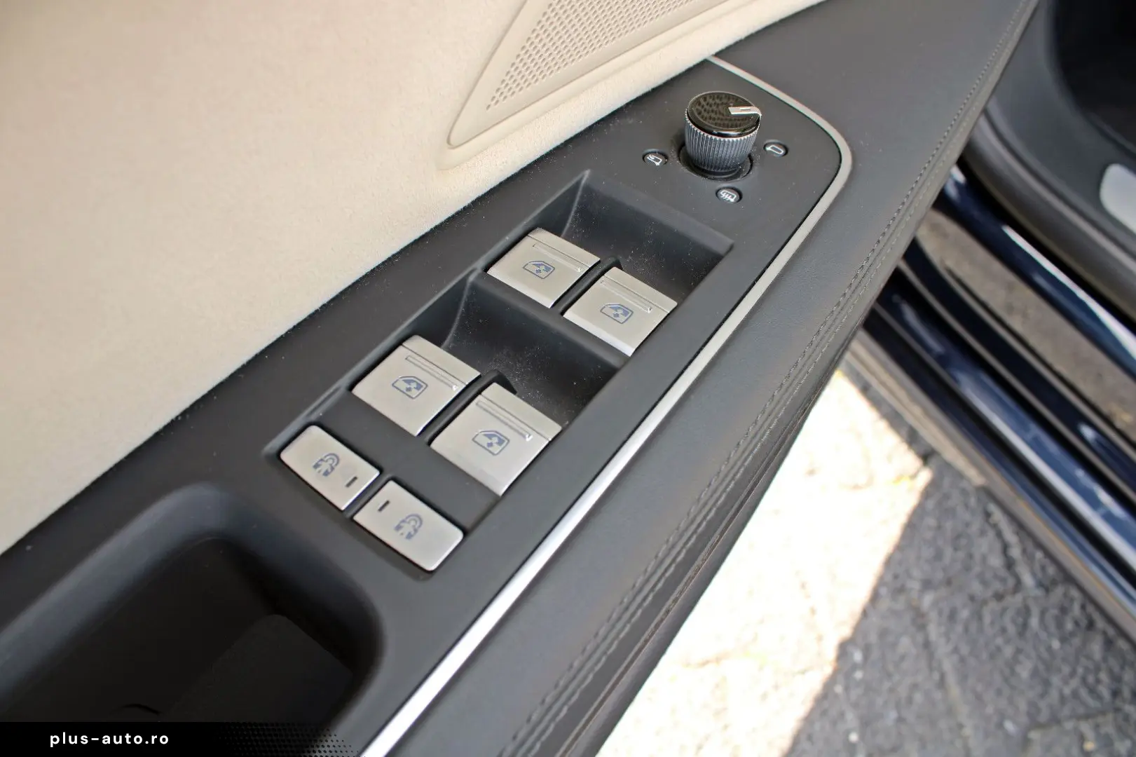 AUDI A8 60TFSIe qu S LINE BLACK PANO HUD DIGMATRIX TV