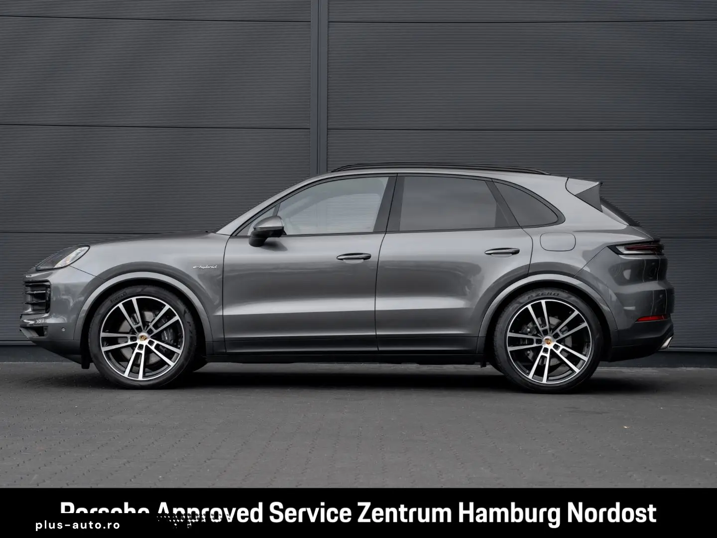 PORSCHE Cayenne E-Hybrid Panorama BOSE Servolenkung Plus
