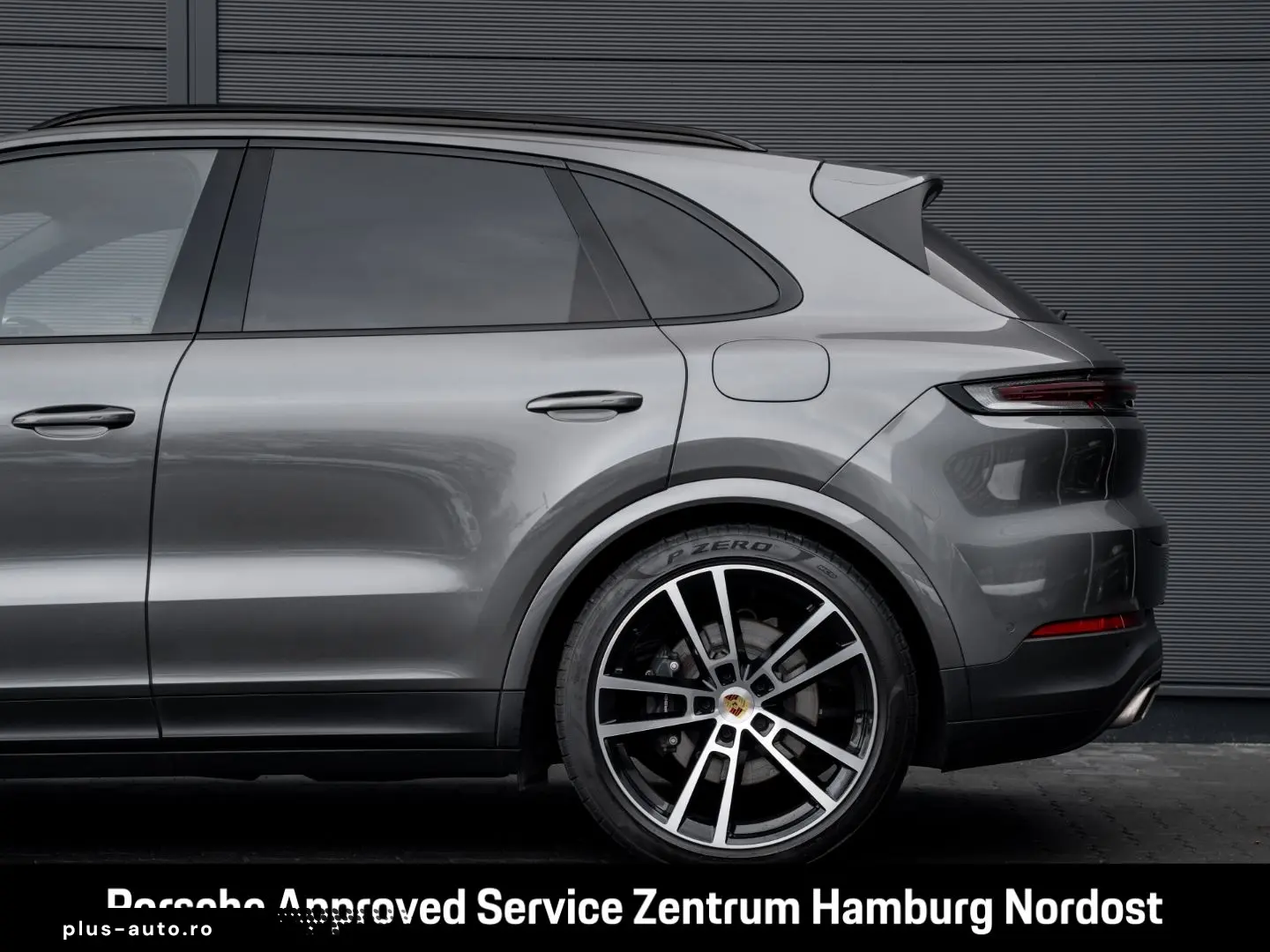 PORSCHE Cayenne E-Hybrid Panorama BOSE Servolenkung Plus