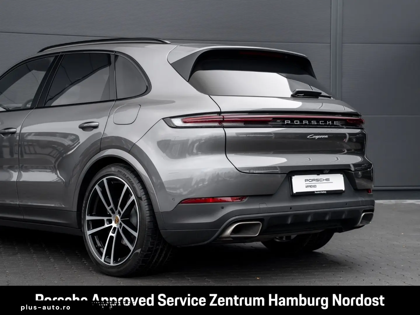 PORSCHE Cayenne E-Hybrid Panorama BOSE Servolenkung Plus