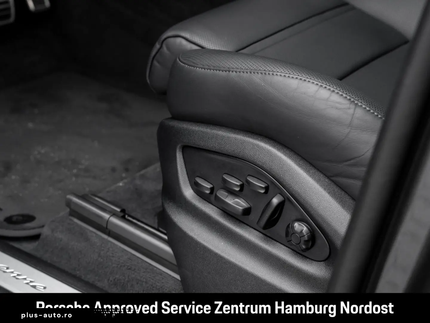 PORSCHE Cayenne E-Hybrid Panorama BOSE Servolenkung Plus