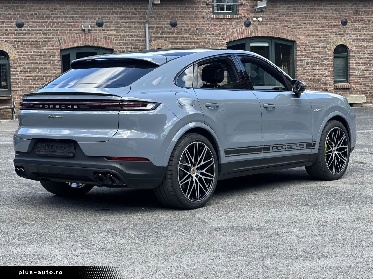 PORSCHE Cayenne E-Hybrid Coupe