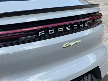 PORSCHE Cayenne E-Hybrid Coupe