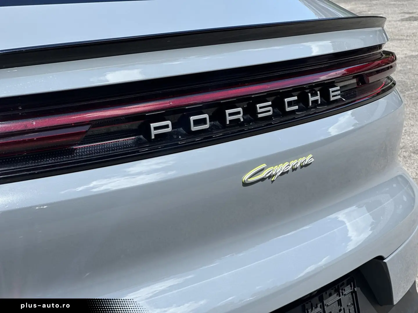 PORSCHE Cayenne E-Hybrid Coupe