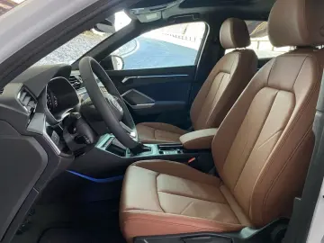 AUDI Q3 Sportback S line 40 TFSI quattro PANO AHK ACC