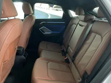 AUDI Q3 Sportback S line 40 TFSI quattro PANO AHK ACC