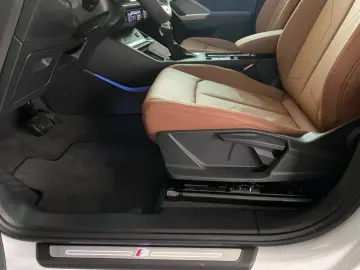 AUDI Q3 Sportback S line 40 TFSI quattro PANO AHK ACC