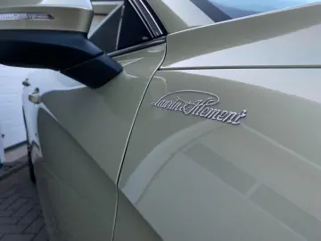 SKODA SUPERB COMBI L&K 4x4 SUITE VOLL GARANTIE-10 2029