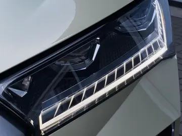 SKODA SUPERB COMBI L&K 4x4 SUITE VOLL GARANTIE-10 2029