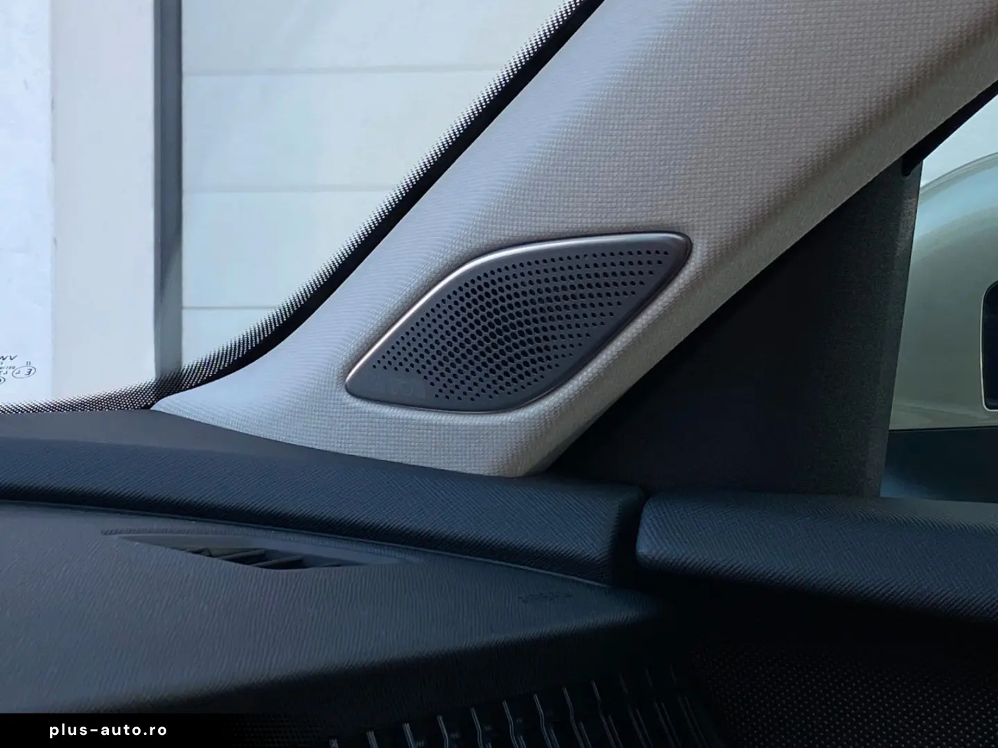 SKODA SUPERB COMBI L&K 4x4 SUITE VOLL GARANTIE-10 2029